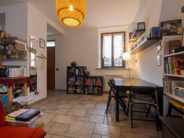 Appartamento in vendita a Oltresempione, Legnano