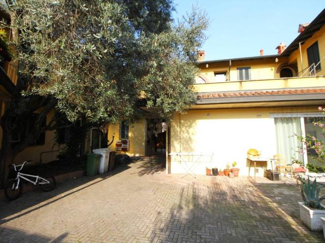 Appartamento in vendita a Oltresempione, Legnano