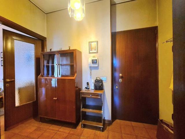 Appartamento in vendita a Legnarello, Legnano