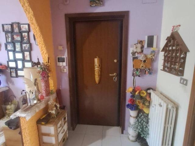 Appartamento in vendita a Oltresempione, Legnano