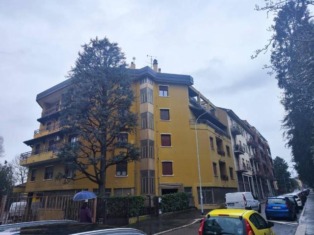 Appartamento in vendita a Oltresempione, Legnano