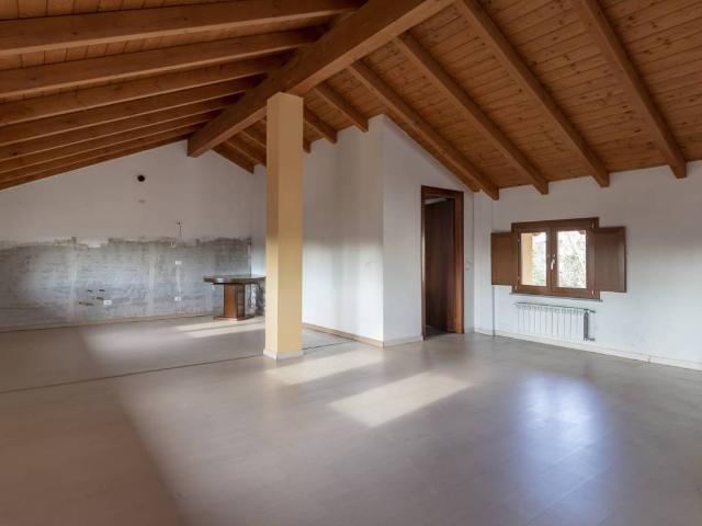 Appartamento in vendita a San Martino, Legnano