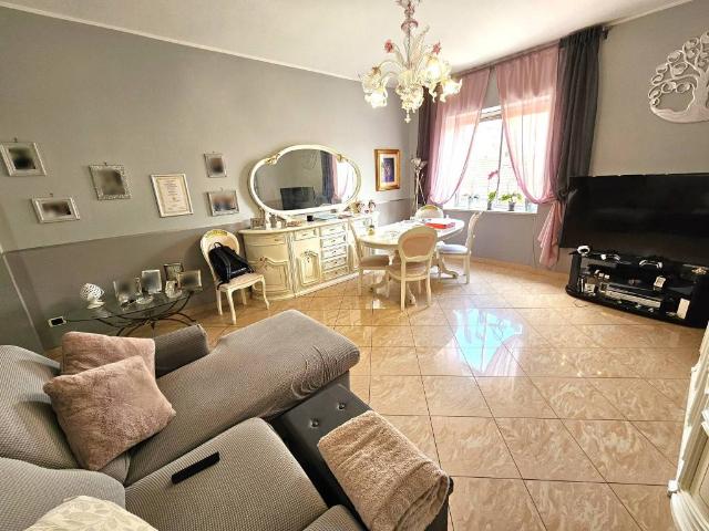 Appartamento in vendita a Oltresempione, Legnano