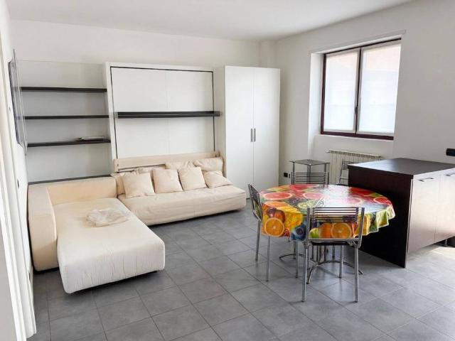 Appartamento in vendita a Oltresempione, Legnano