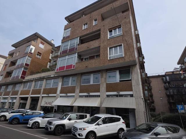 Appartamento in vendita a Oltresempione, Legnano