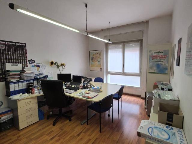 Appartamento in vendita a Oltresempione, Legnano