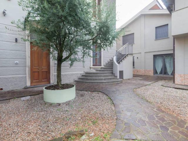 Appartamento in vendita a Oltresempione, Legnano
