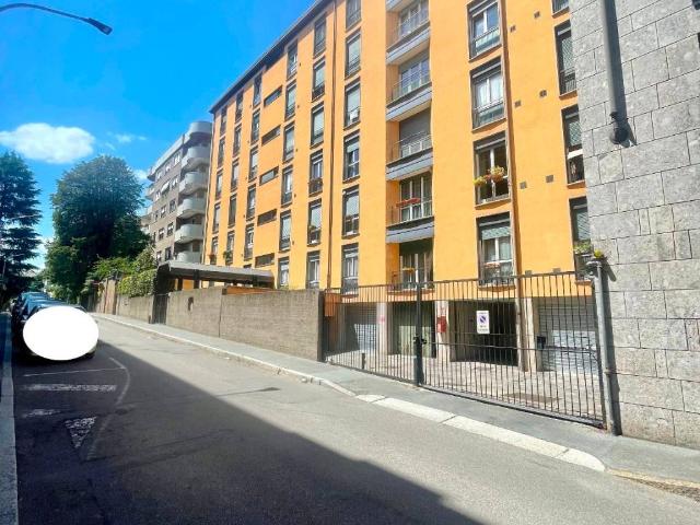 Appartamento in vendita a Oltresempione, Legnano