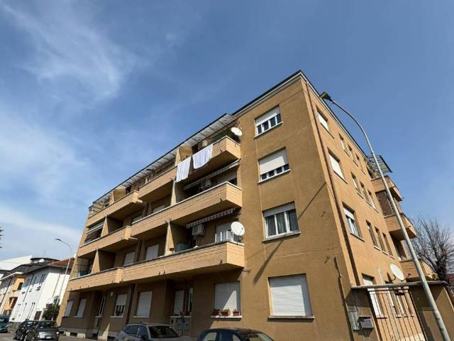 Appartamento in vendita a Oltrestazione, Legnano