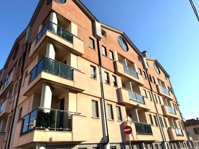 Appartamento in vendita a Oltresempione, Legnano