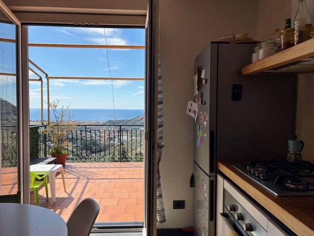 Appartamento in vendita a San Bartolomeo, Leivi