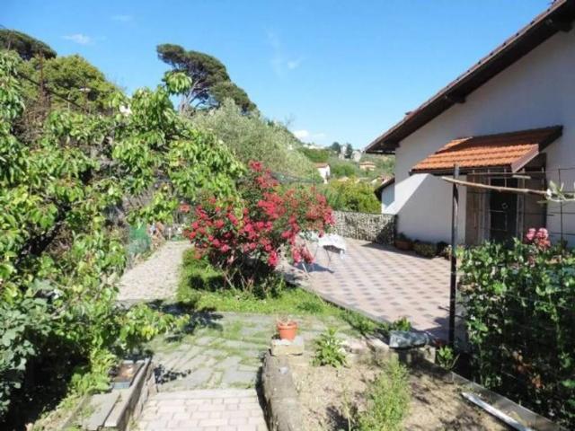 Appartamento in vendita a Leivi, Liguria