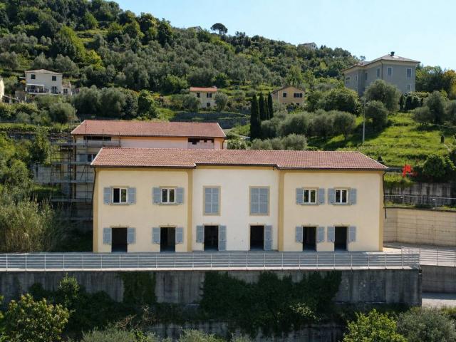 Appartamento in vendita a Leivi, Liguria