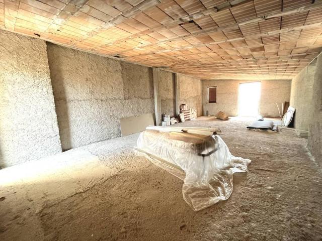 Appartamento in vendita a Lenola, Lazio