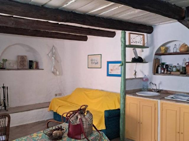 Appartamento in vendita a Lenola, Lazio