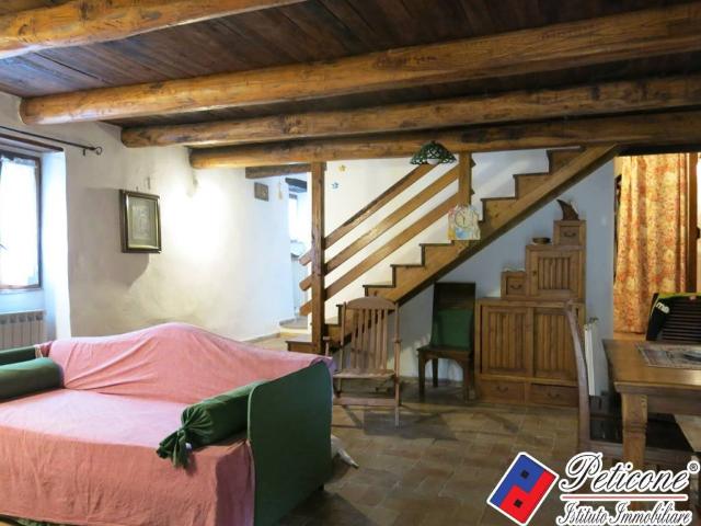 Appartamento in vendita a Lenola, Lazio