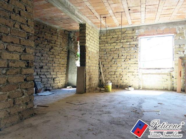 Appartamento in vendita a Lenola, Lazio