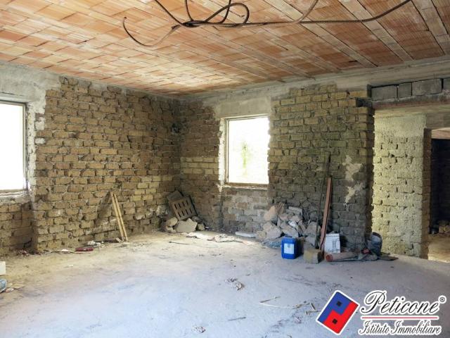 Appartamento in vendita a Lenola, Lazio