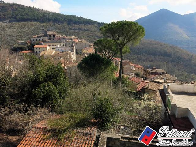 Appartamento in vendita a Lenola, Lazio