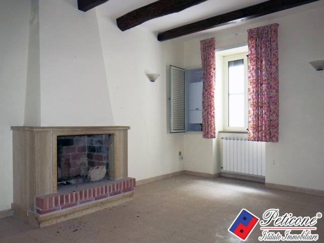 Appartamento in vendita a Lenola, Lazio