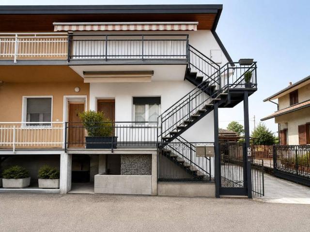 Appartamento in vendita a Lentate Sul Seveso, Lombardia