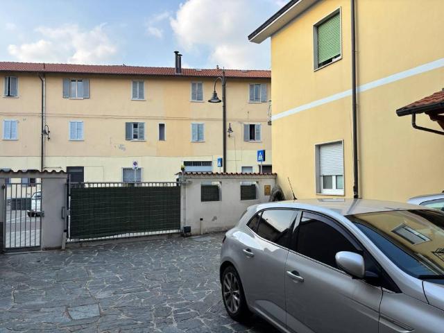 Appartamento in vendita a Copreno, Lentate Sul Seveso