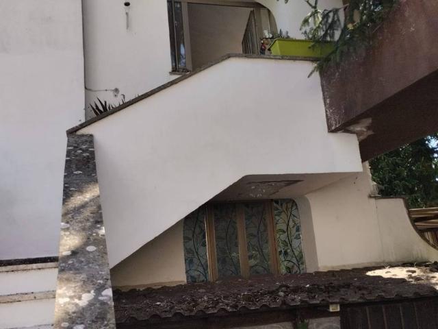 Appartamento in vendita a Leonessa, Rieti