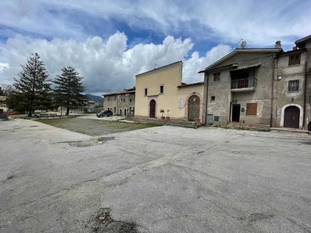 Appartamento in vendita a Leonessa, Lazio