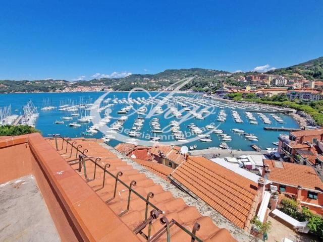 Appartamento in vendita a Maralunga, Lerici