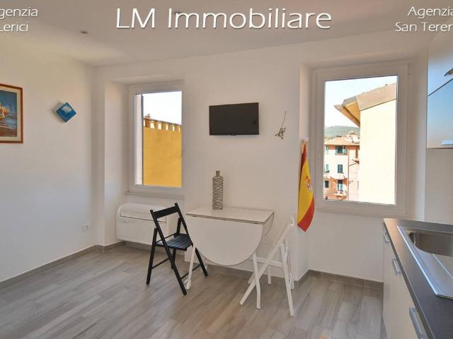 Appartamento in vendita a Carbognano, Lerici