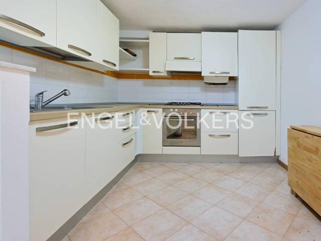 Appartamento in vendita a Barbazzano, Lerici