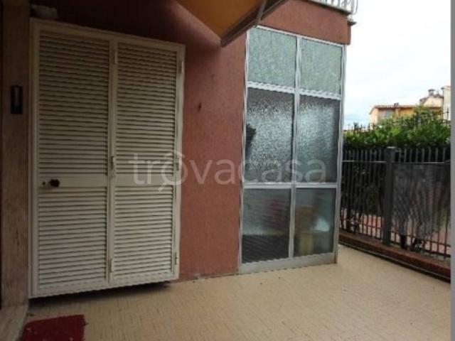 Appartamento in vendita a Carbognano, Lerici