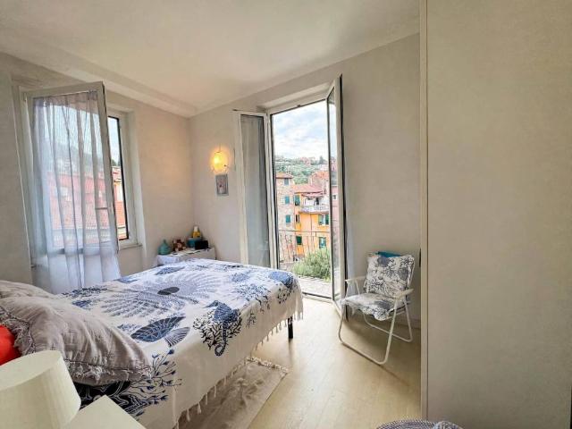 Appartamento in vendita a Pugliola, Lerici