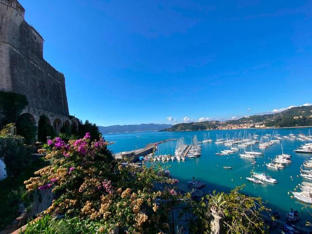 Appartamento in vendita a Maralunga, Lerici