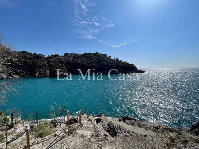Appartamento in vendita a La Serra, Lerici