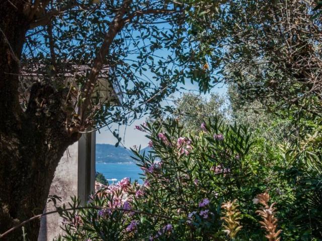 Appartamento in vendita a La Serra, Lerici