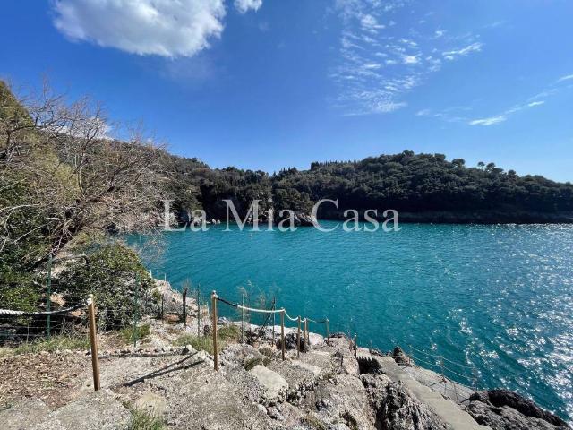 Appartamento in vendita a La Serra, Lerici