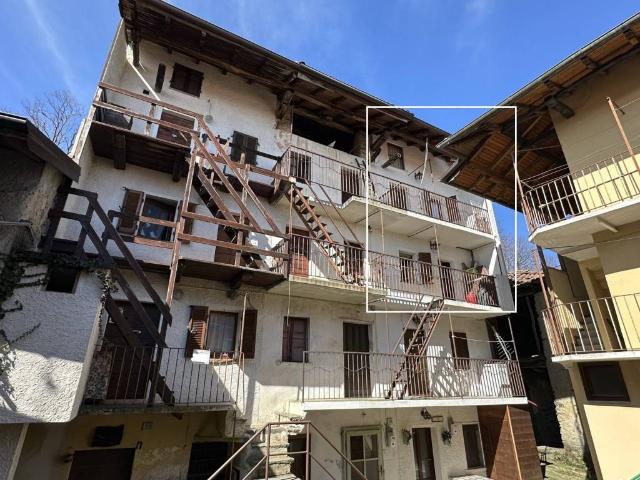 Appartamento in vendita a Calogna, Lesa