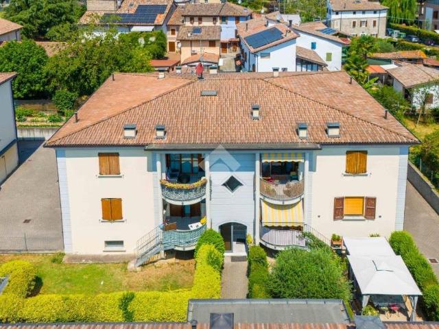 Appartamento in vendita a Lesignano De' Bagni, Reggio Emilia