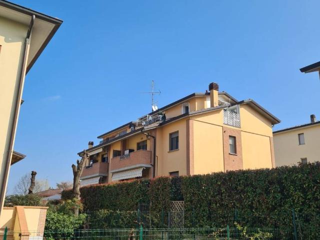 Appartamento in vendita a Lesignano De' Bagni, Reggio Emilia