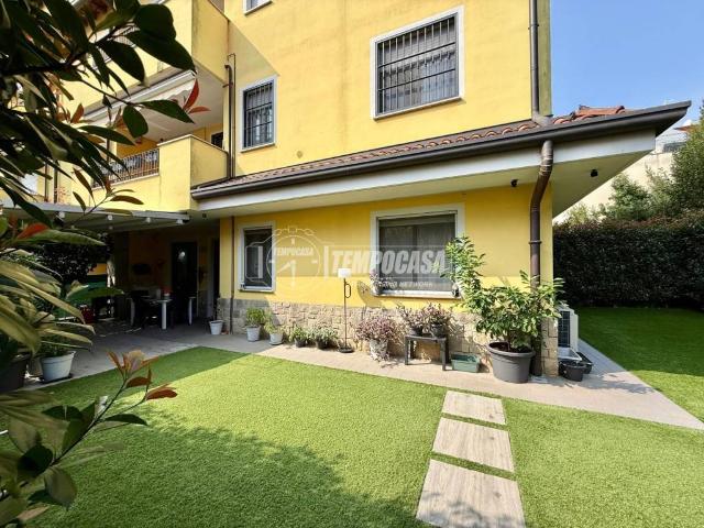 Appartamento in vendita a Peregallo, Lesmo