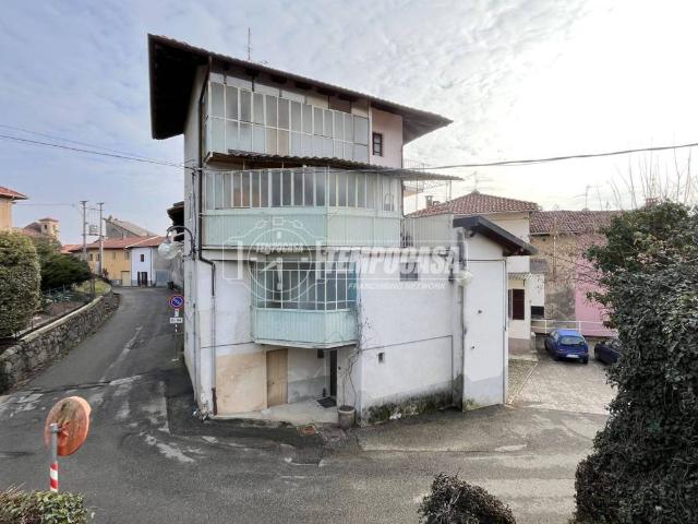 Villa Indipendente in vendita a Piemonte, Biella