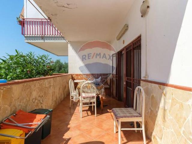 Appartamento in vendita a Letojanni, Sicilia