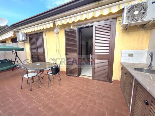 Appartamento in vendita a Letojanni, Sicilia
