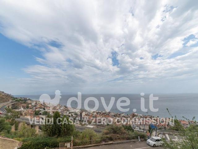 Appartamento in vendita a Letojanni, Sicilia