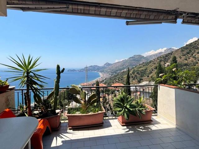 Appartamento in vendita a Letojanni, Sicilia
