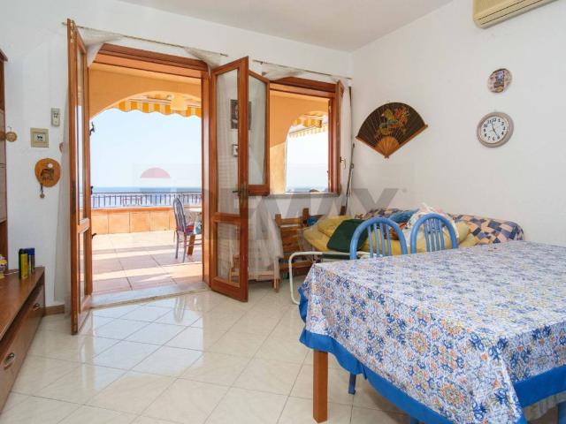 Appartamento in vendita a Letojanni, Sicilia