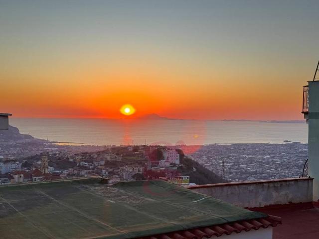 Appartamento in vendita a Lettere, Campania
