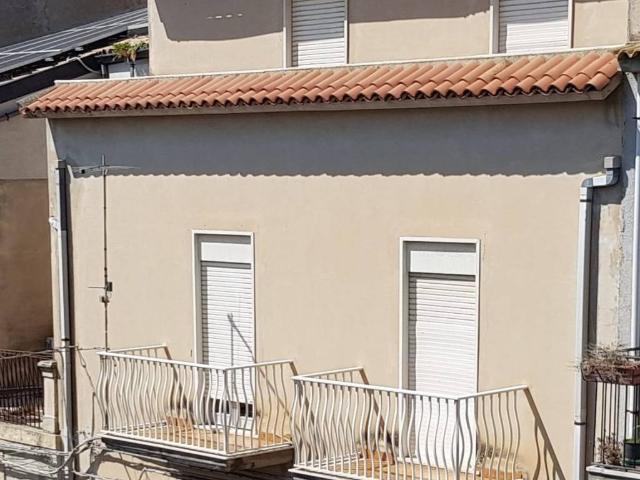 Appartamento in vendita a Licodia Eubea, Sicilia