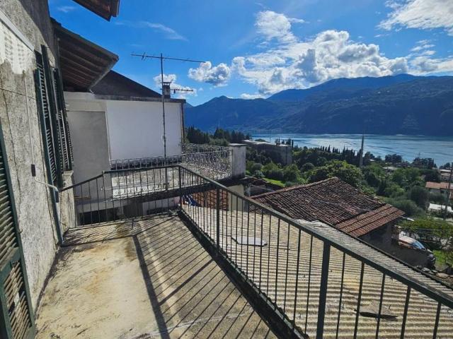 Appartamento in vendita a Olcianico, Lierna